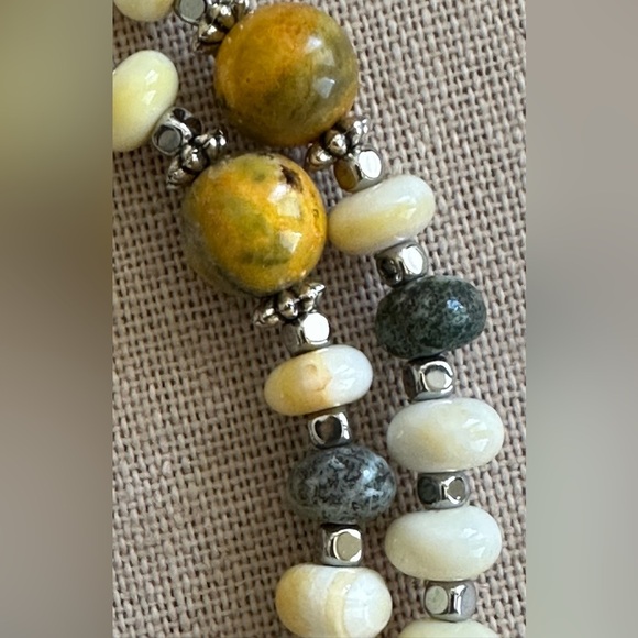 20-1/2 inch Bumblebee Jasper bead necklace NWOT - Picture 6 of 11